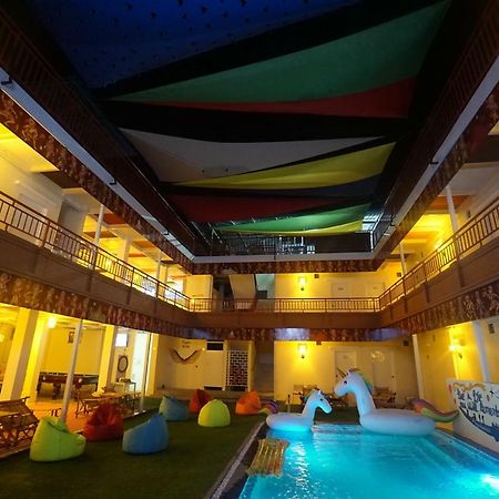 נייאונגו Bagan Vibes Hostel מראה חיצוני תמונה